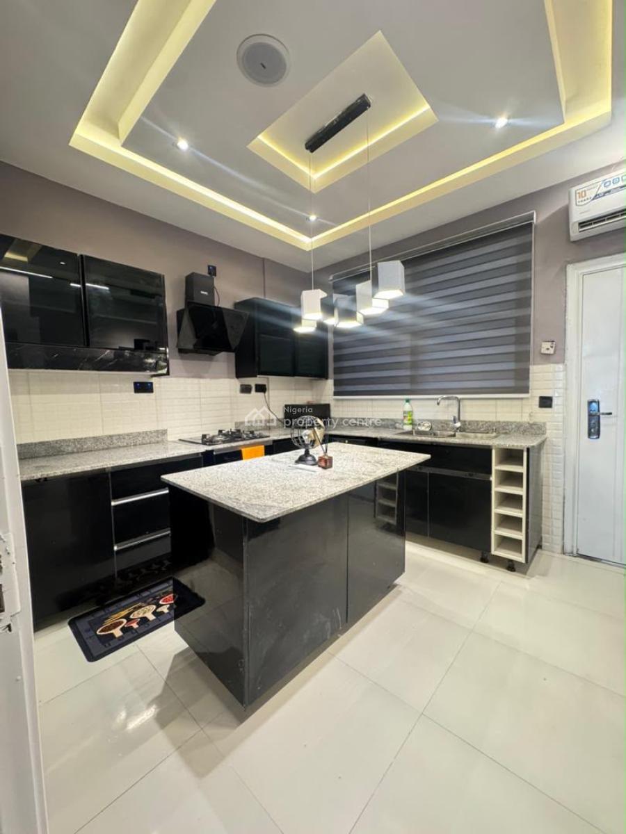 Luxury 2 Bedroom Apartment, Lekki Phase 1, Lekki, Lagos, Flat / Apartment Short Let