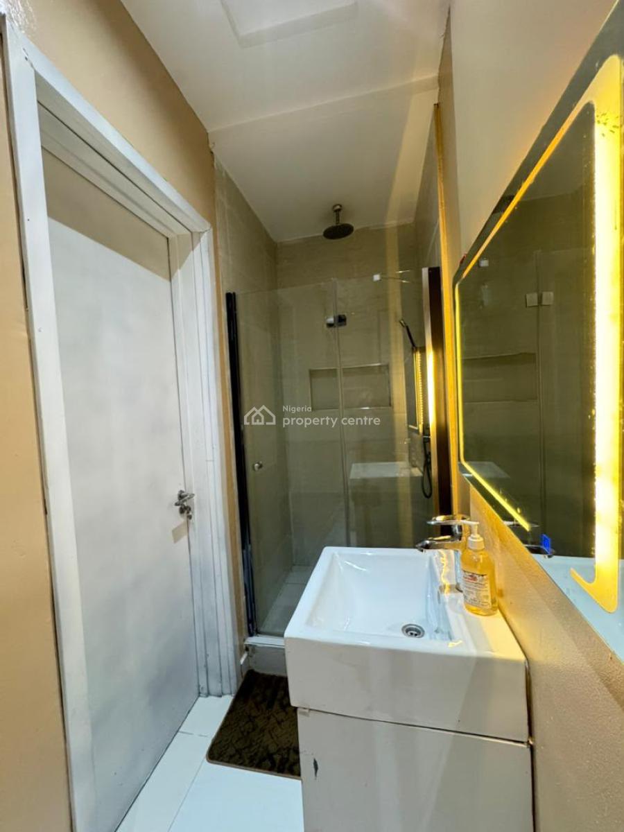 Luxury 2 Bedroom Apartment, Lekki Phase 1, Lekki, Lagos, Flat / Apartment Short Let