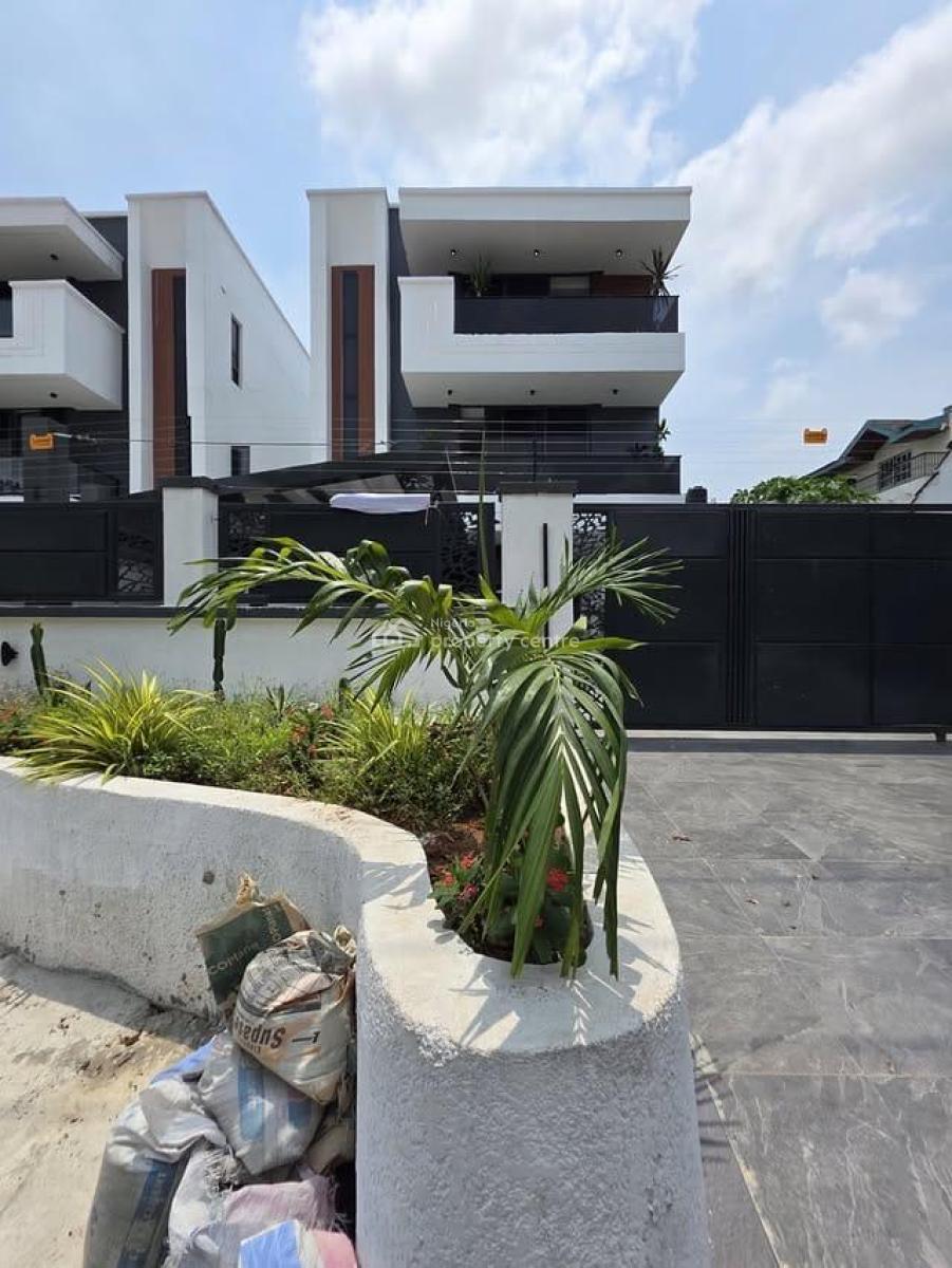 5 Bedrooms Fully Detached with Bq, Lekki Phase 1, Lekki, Lagos, Detached Duplex for Sale