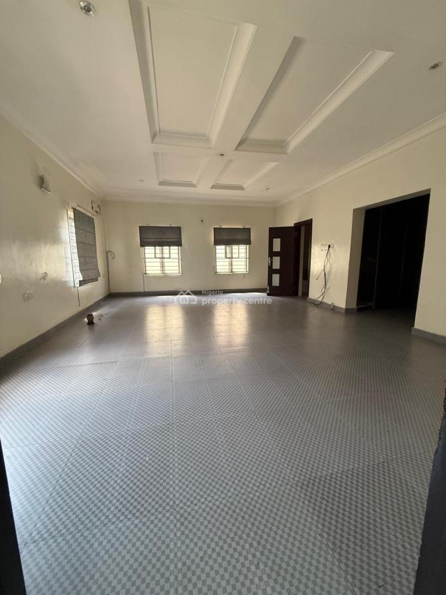 Beautiful Finished 6 Bedroom Self Compound  Duplex with Bq, Chevron Drive, Lekki, Lagos, Detached Duplex for Sale