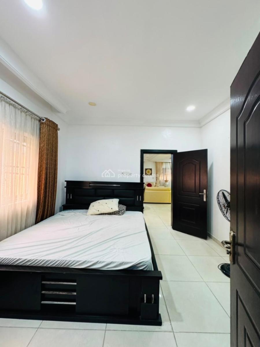 Elegant 4 Bedroom Self Compound Duplex with Bq in a Secured Estate, Chevron Drive, Lekki, Lagos, Semi-detached Duplex for Sale