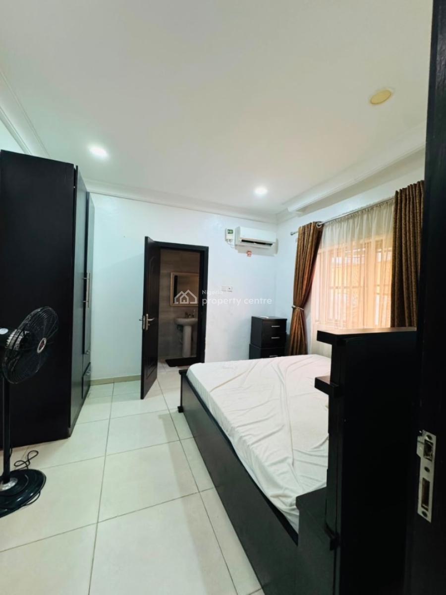 Elegant 4 Bedroom Self Compound Duplex with Bq in a Secured Estate, Chevron Drive, Lekki, Lagos, Semi-detached Duplex for Sale