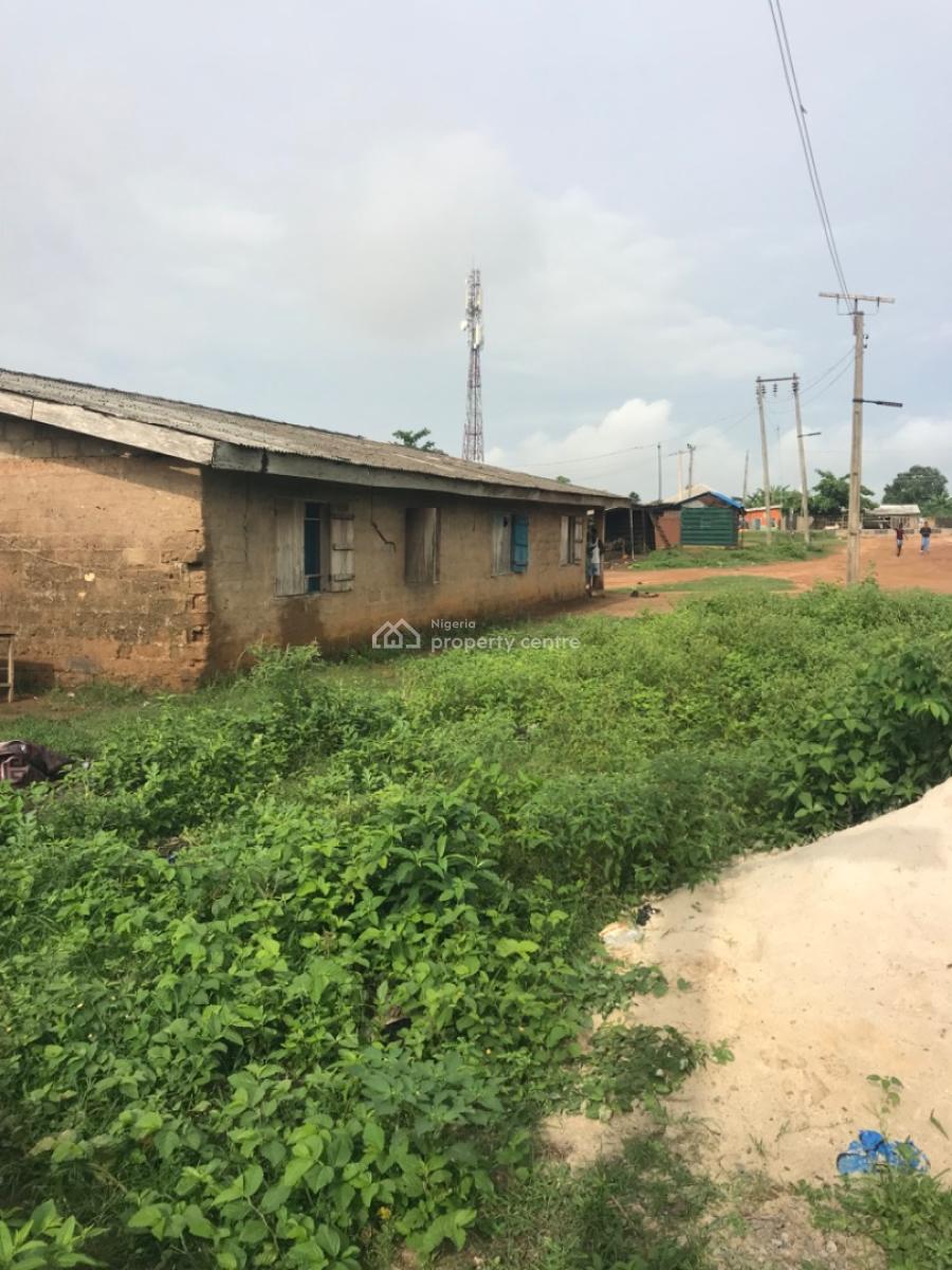 a Commercial Land with a Demolishable Bungalow, Temu Epe Expressway Temu Town Epe Lagos., Epe, Lagos, Commercial Land for Sale