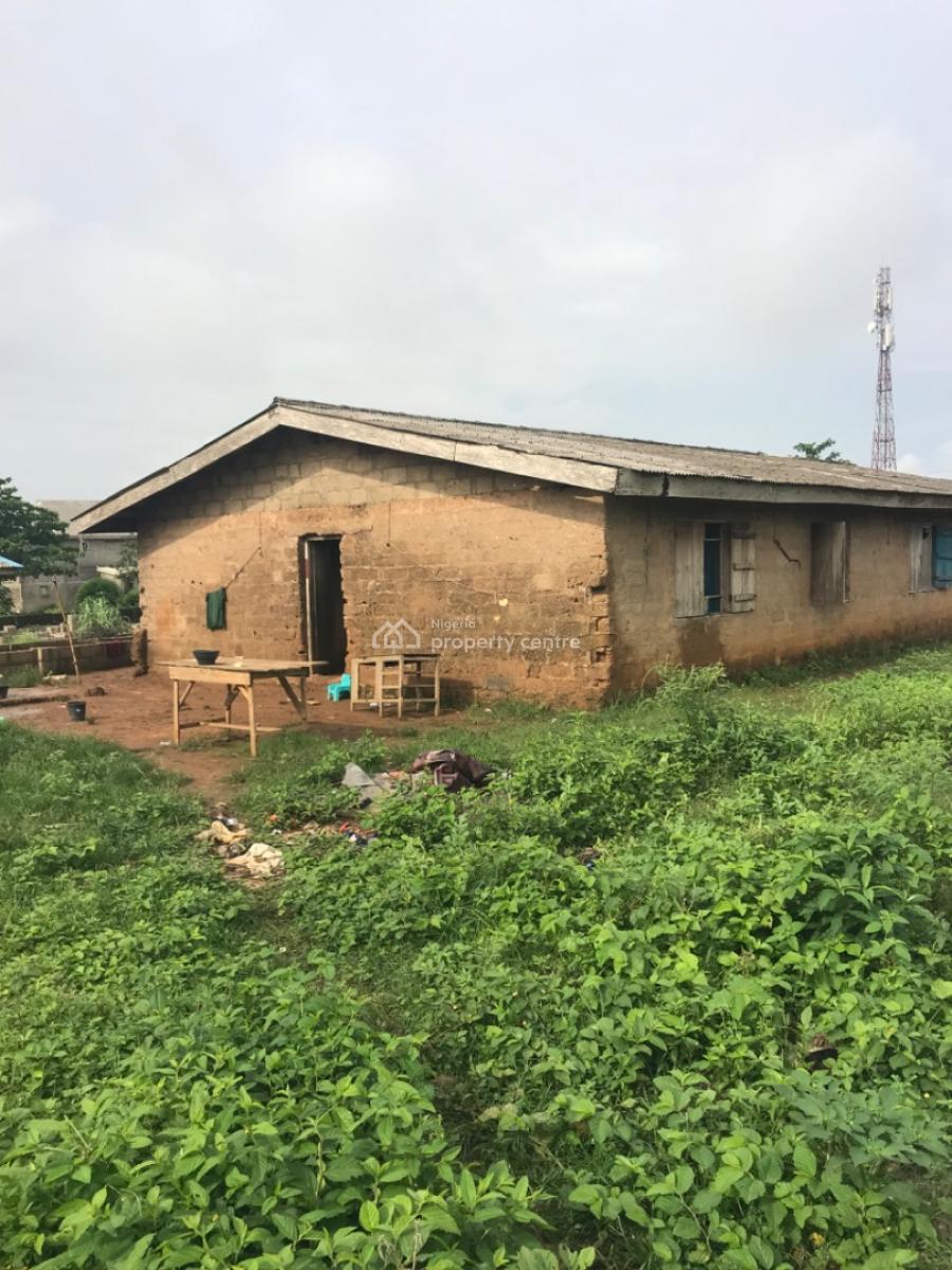 a Commercial Land with a Demolishable Bungalow, Temu Epe Expressway Temu Town Epe Lagos., Epe, Lagos, Commercial Land for Sale