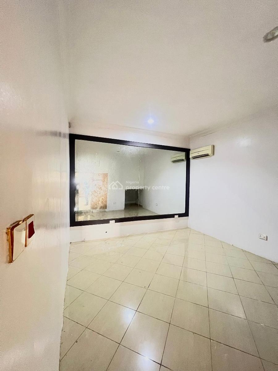 Luxury 4-bedroom Semi-detached House with 2-room Boys Quart, Lekki Phase 1, Lekki Phase 1, Lekki, Lagos, Semi-detached Duplex for Rent