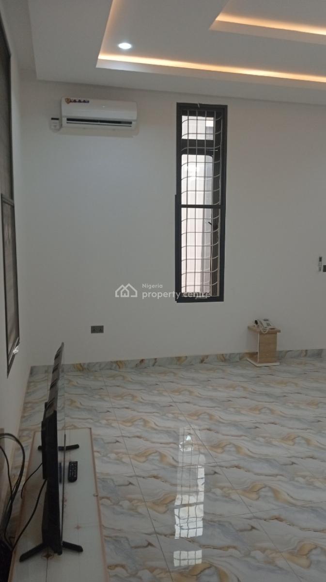 3 Bedroom Duplex, Apo Resettlement, Apo, Abuja, Semi-detached Duplex for Sale
