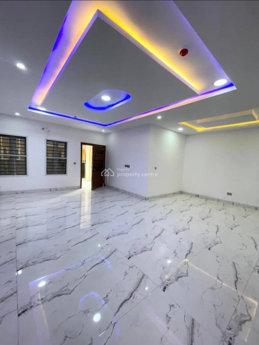 Fully Service 2bedroom Flat with Bq, Lekki Phase1, Lekki, Lagos, Flat / Apartment for Rent
