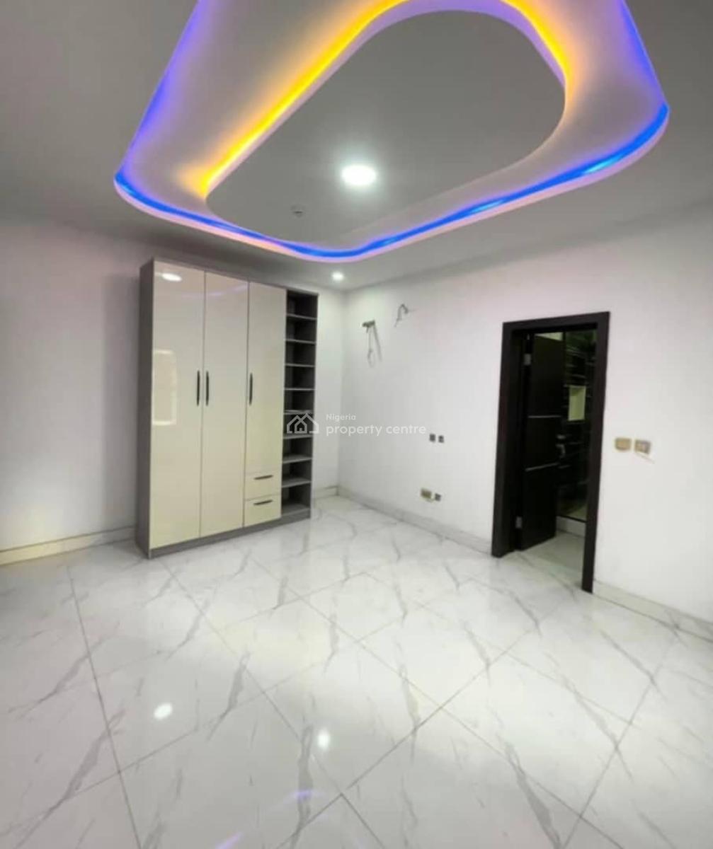 Fully Service 2bedroom Flat with Bq, Lekki Phase1, Lekki, Lagos, Flat / Apartment for Rent