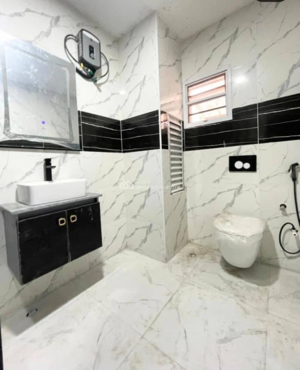 Fully Service 2bedroom Flat with Bq, Lekki Phase1, Lekki, Lagos, Flat / Apartment for Rent