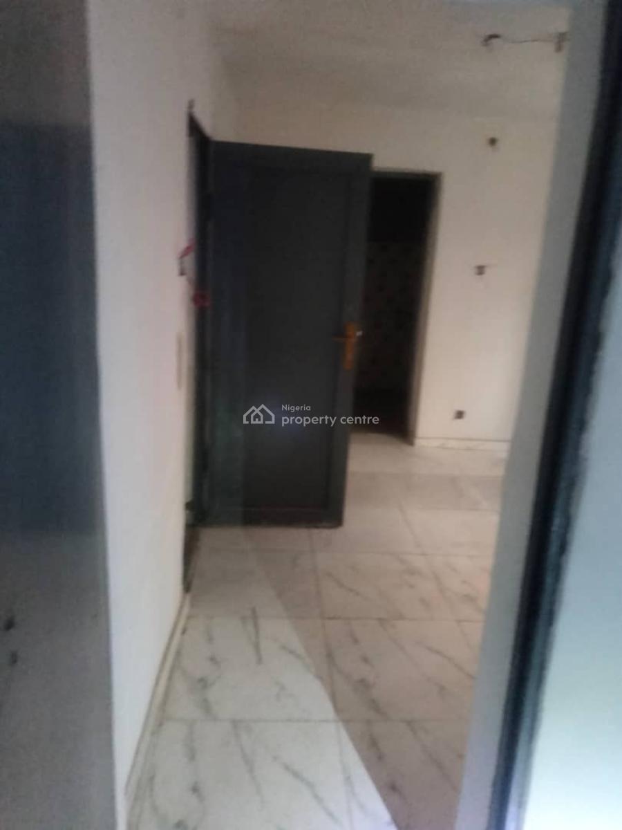 Standard Mini Flat with 2 Toilets,clean Water and Constant Light, Ketu , Accesible to All Major Bustops, Alapere, Ketu, Lagos, Mini Flat (room and Parlour) for Rent