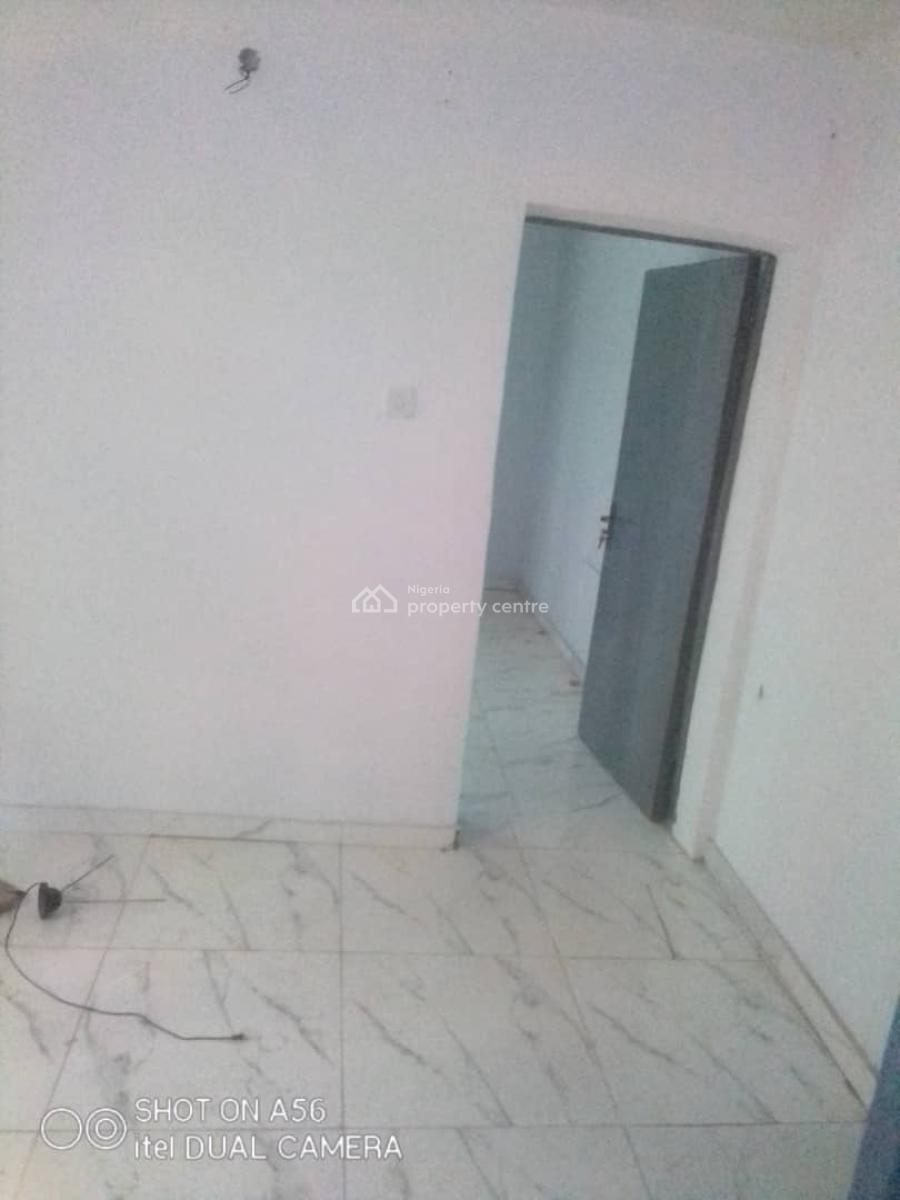 Standard Mini Flat with 2 Toilets,clean Water and Constant Light, Ketu , Accesible to All Major Bustops, Alapere, Ketu, Lagos, Mini Flat (room and Parlour) for Rent