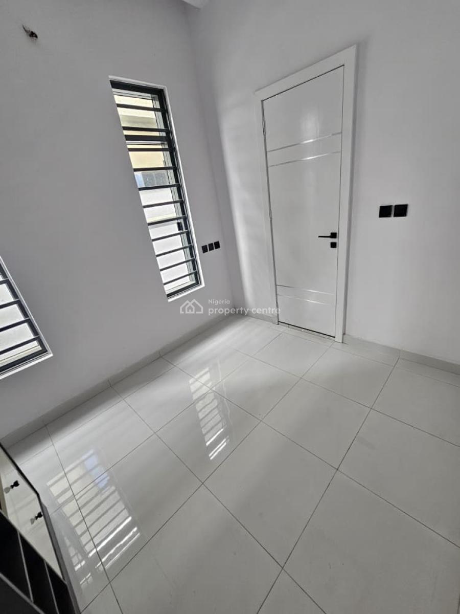 Luxury 4-bedroom Self-compound Semi-detached Duplex with Bq, Ikota, Lekki, Lagos, Semi-detached Duplex for Sale