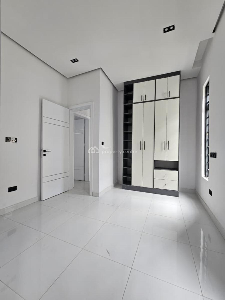 Luxury 4-bedroom Self-compound Semi-detached Duplex with Bq, Ikota, Lekki, Lagos, Semi-detached Duplex for Sale