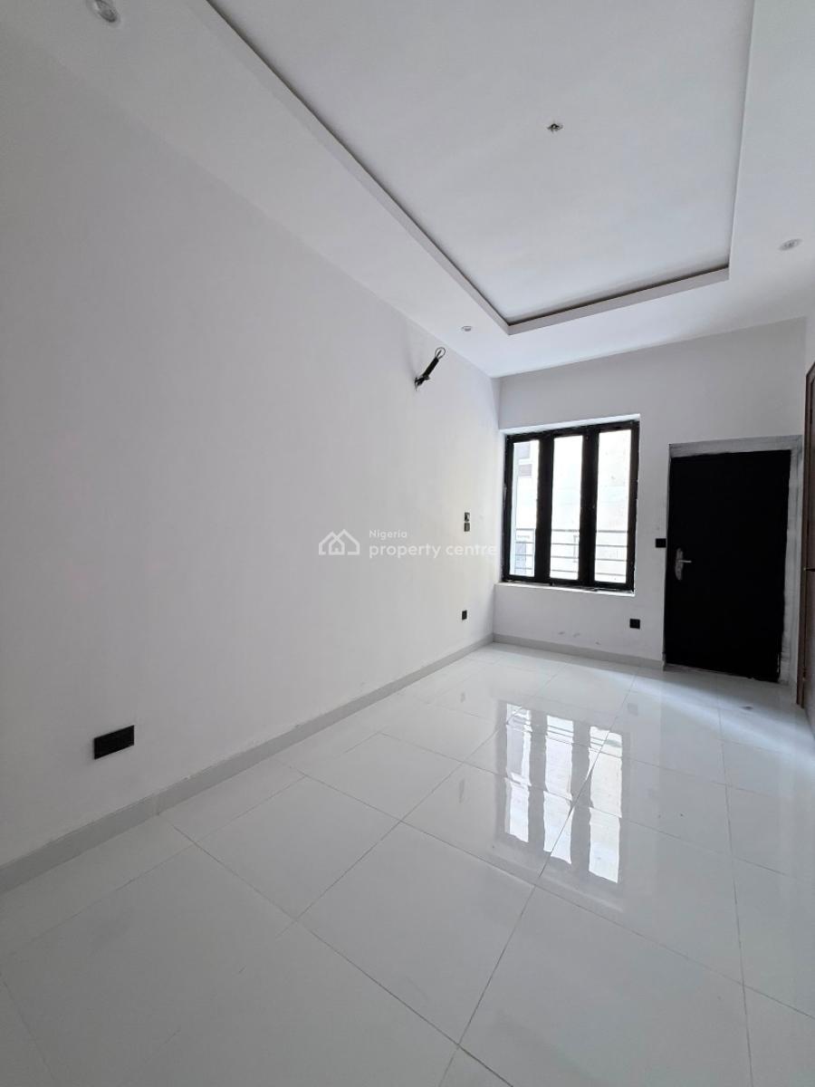 Luxury 2 Bedroom Apartment with Swimming Pool, Lekki Phase 1, Lekki, Lagos, Flat / Apartment for Rent