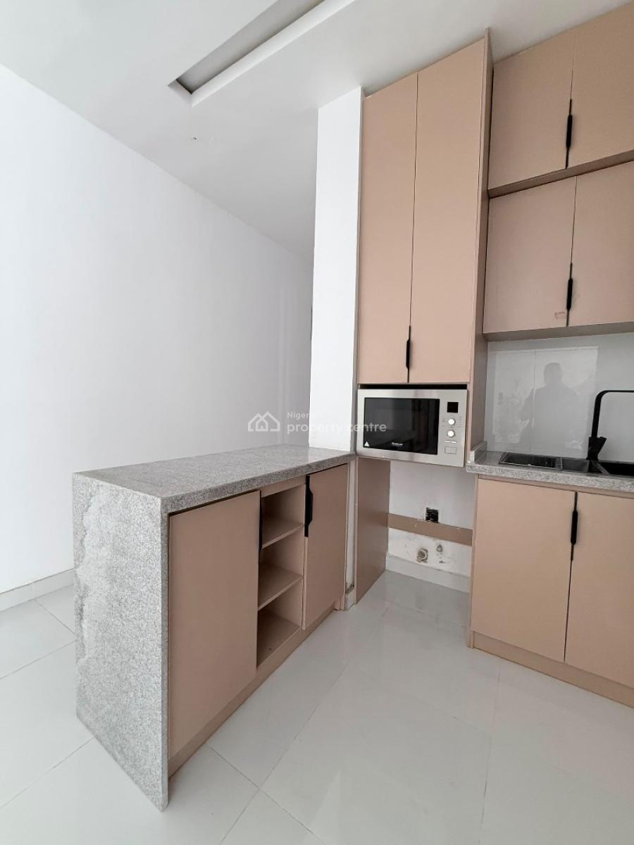 Luxury 2 Bedroom Apartment with Swimming Pool, Lekki Phase 1, Lekki, Lagos, Flat / Apartment for Rent