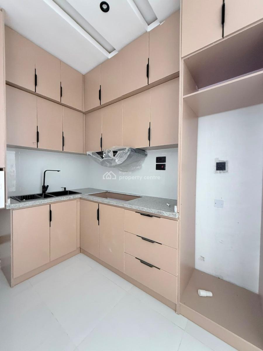 Luxury 2 Bedroom Apartment with Swimming Pool, Lekki Phase 1, Lekki, Lagos, Flat / Apartment for Rent