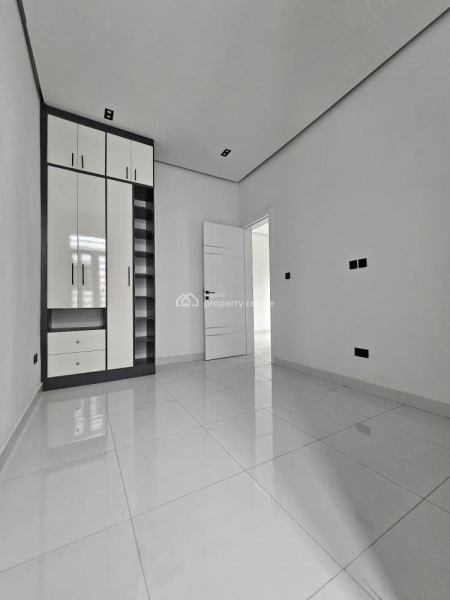 Well-built Luxury 4-bedroom Self-compound Semi-detached Duplex with Bq, Ikota, Lekki, Lagos, Semi-detached Duplex for Sale