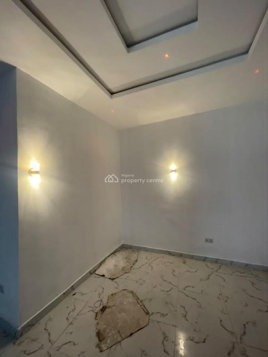 Brand New Spacious 2bedroom Apartment Ground Floor, Ologolo, Ologolo, Lekki, Lagos, Flat / Apartment for Rent