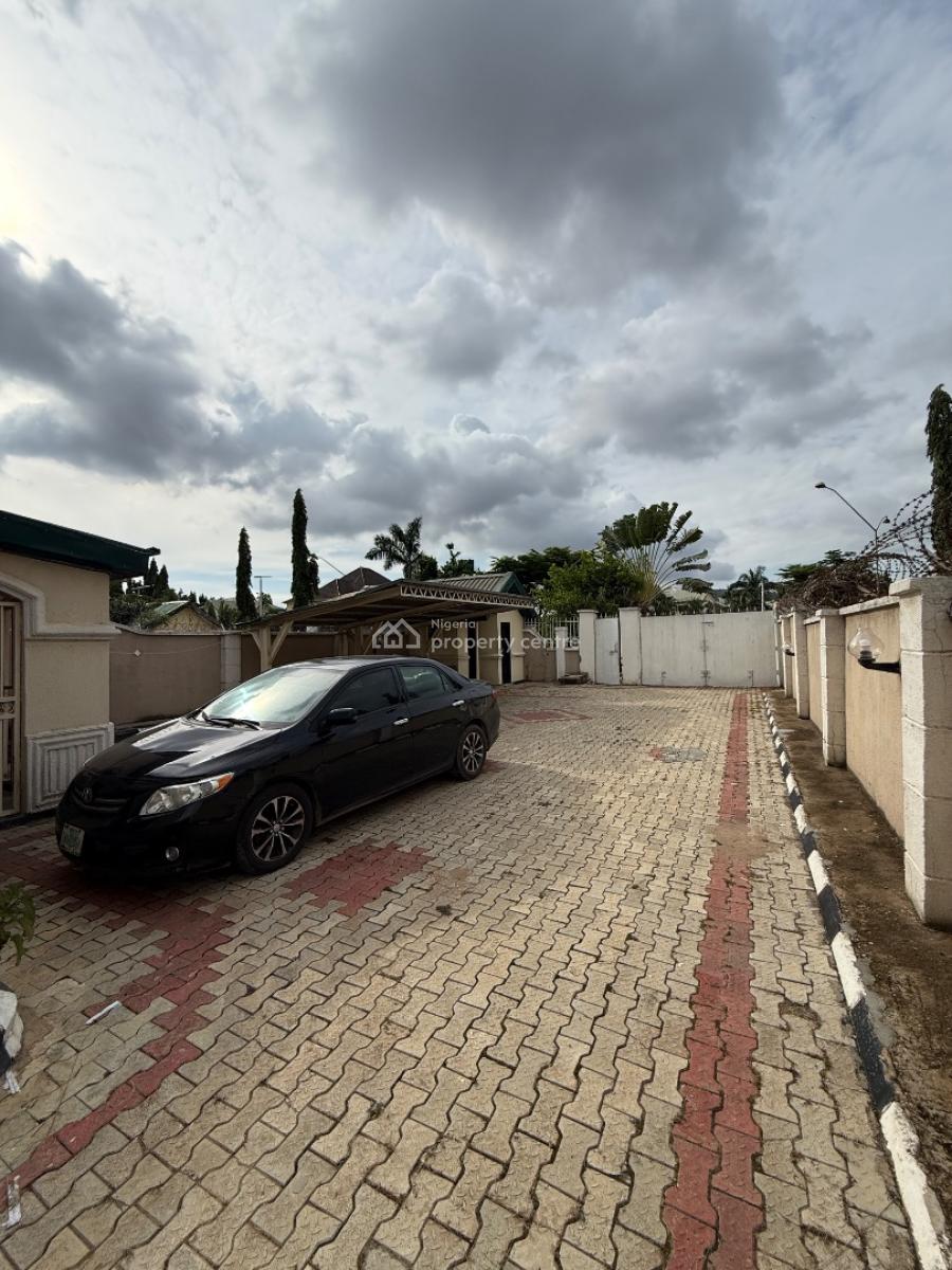 4 Bedroom Semi Detached Duplex, 69 Road 6th Avenue Gwarinpa, Gwarinpa, Abuja, Semi-detached Duplex for Sale