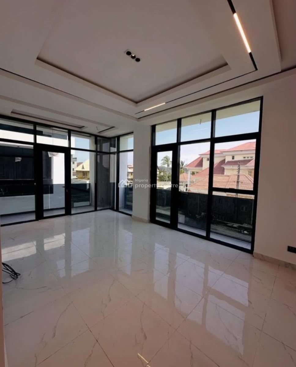 4 Bedroom En-suite Townhouse, Lekki Phase 1, Lekki, Lagos, Terraced Duplex for Rent