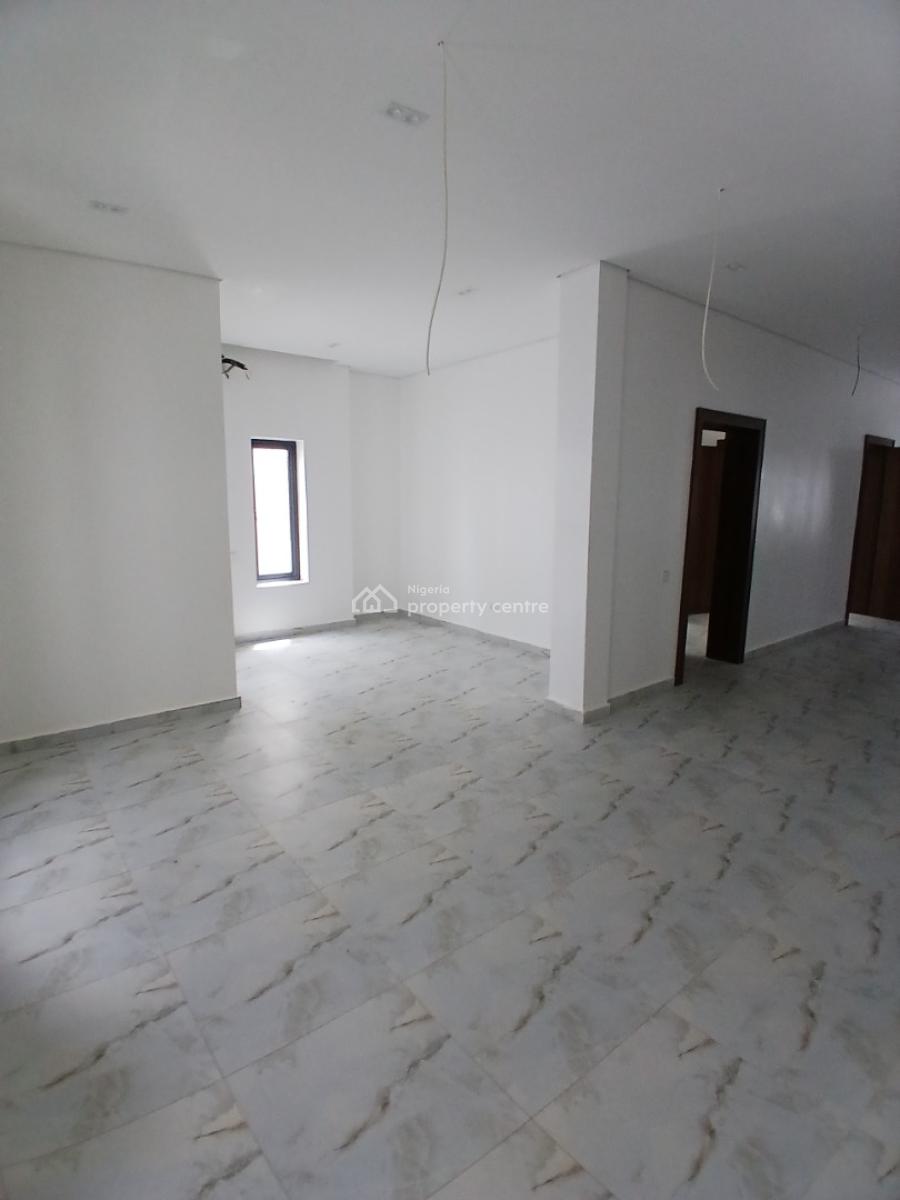 Newly Built and Serviced 3 Bedroom En-suite Pentfloor Flat. It Will Co, Lekki Phase 1, Lekki, Lagos, Flat / Apartment for Rent