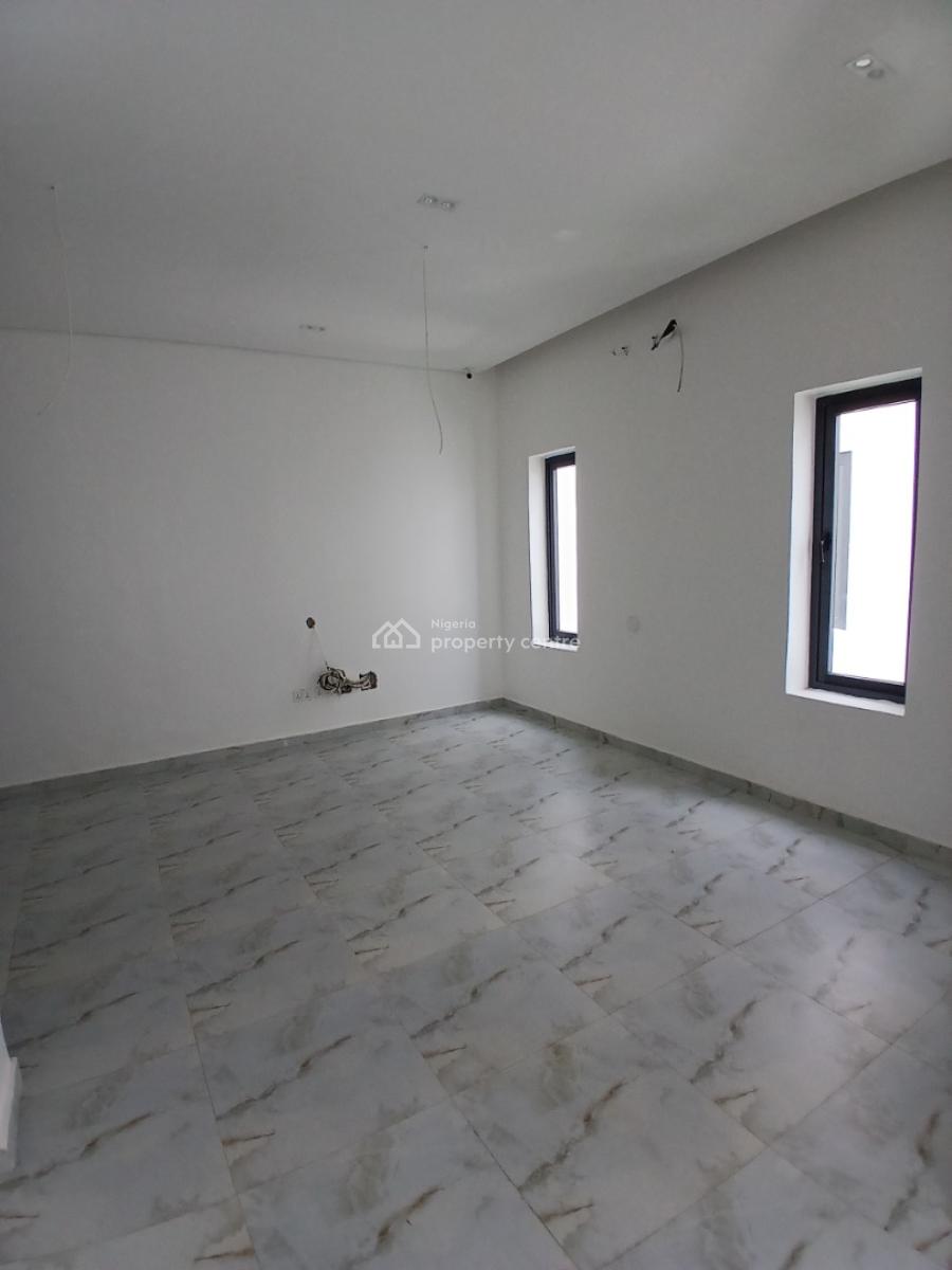 Newly Built and Serviced 3 Bedroom En-suite Pentfloor Flat. It Will Co, Lekki Phase 1, Lekki, Lagos, Flat / Apartment for Rent