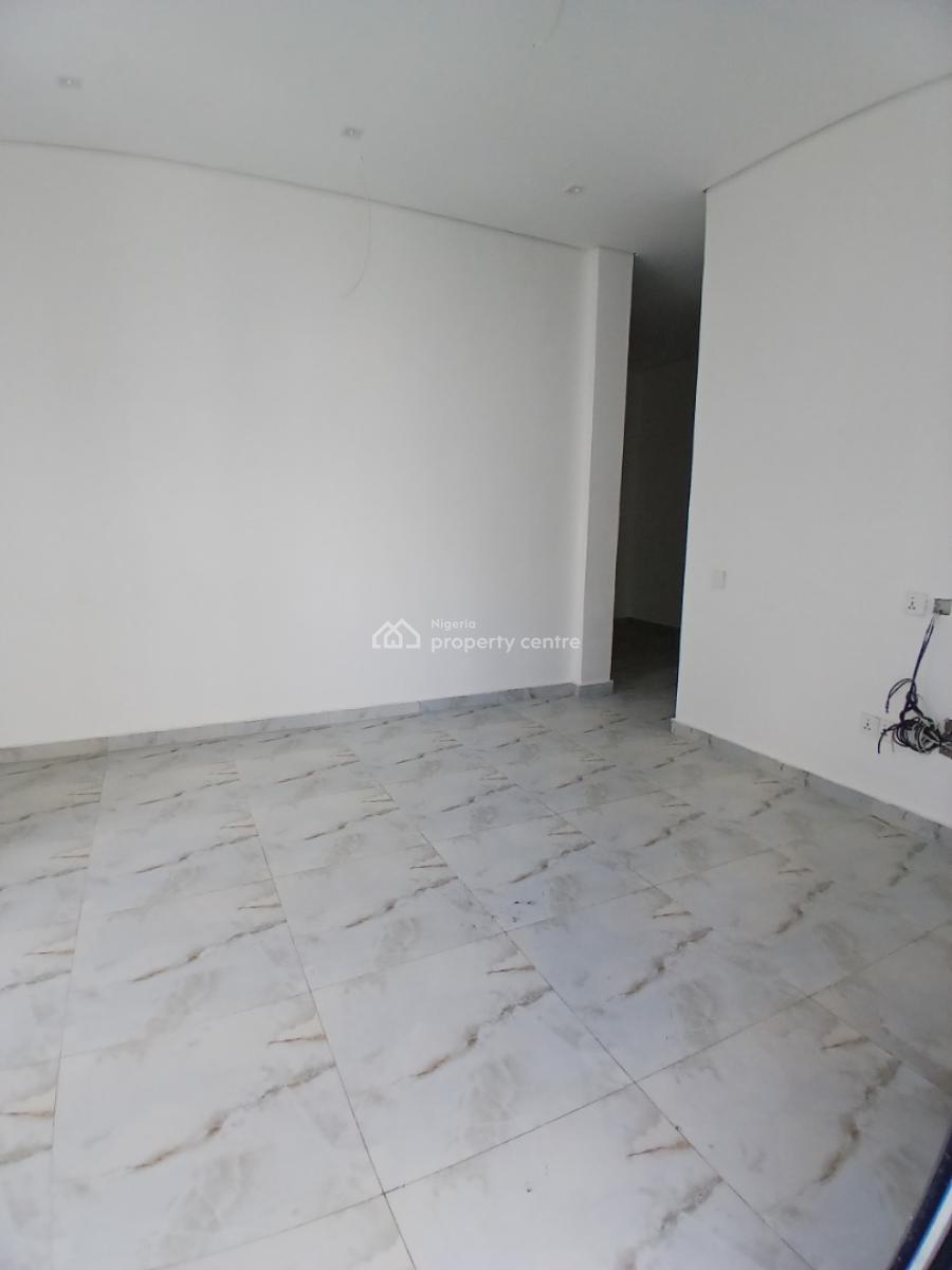 Newly Built and Serviced 3 Bedroom En-suite Pentfloor Flat. It Will Co, Lekki Phase 1, Lekki, Lagos, Flat / Apartment for Rent
