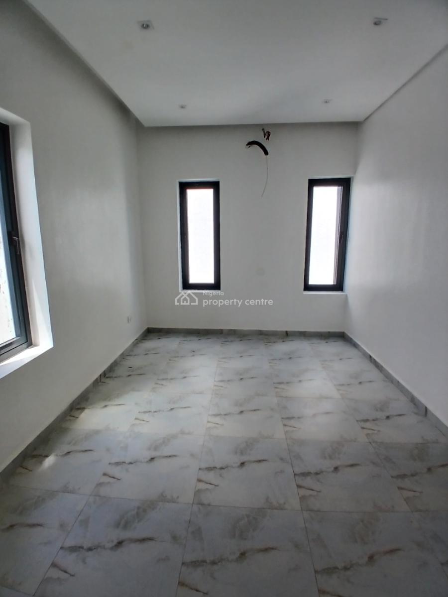 Newly Built and Serviced 3 Bedroom En-suite Pentfloor Flat. It Will Co, Lekki Phase 1, Lekki, Lagos, Flat / Apartment for Rent