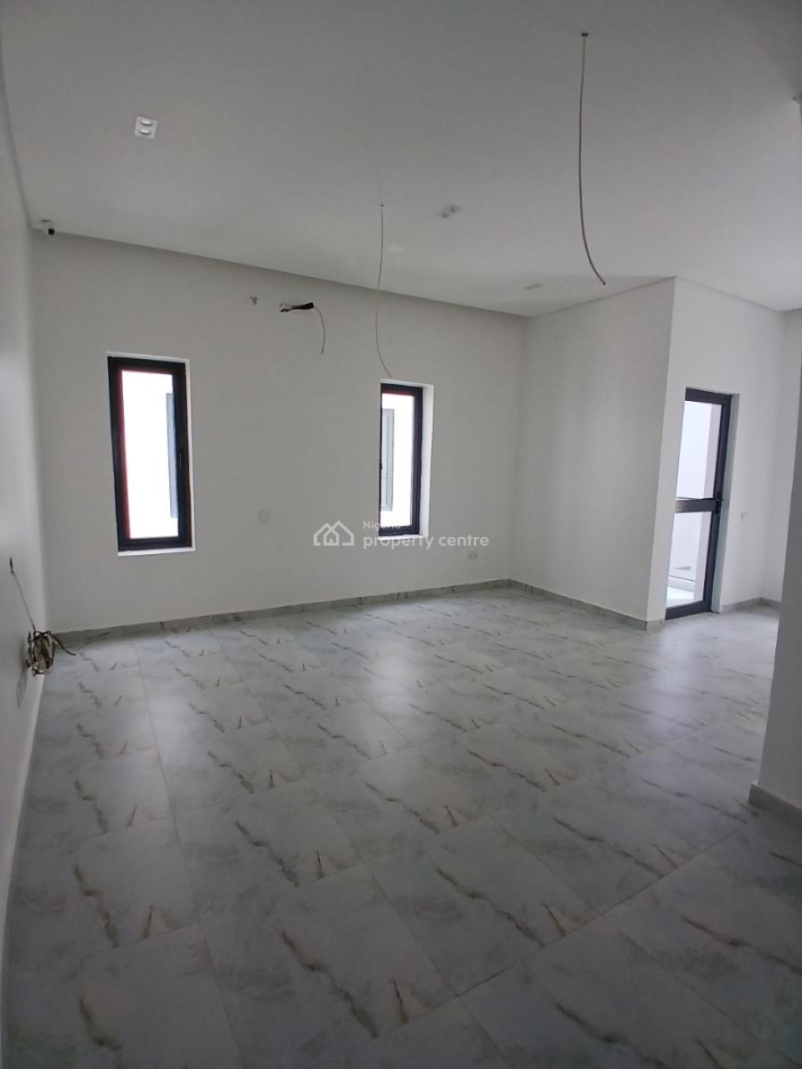 Newly Built and Serviced 3 Bedroom En-suite Pentfloor Flat. It Will Co, Lekki Phase 1, Lekki, Lagos, Flat / Apartment for Rent