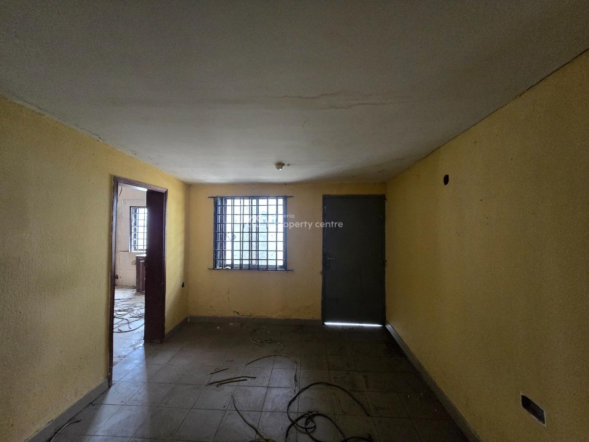 Developable Structure Sitting on a Plot Measuring Approximately600sqms, Crown Estate, Sangotedo, Ajah, Lagos, Detached Bungalow for Sale