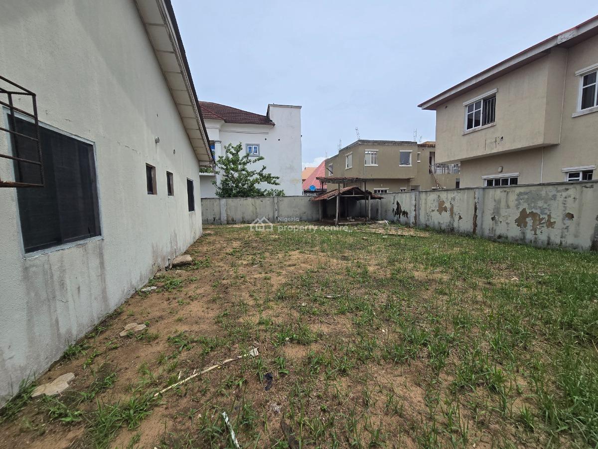 Developable Structure Sitting on a Plot Measuring Approximately600sqms, Crown Estate, Sangotedo, Ajah, Lagos, Detached Bungalow for Sale
