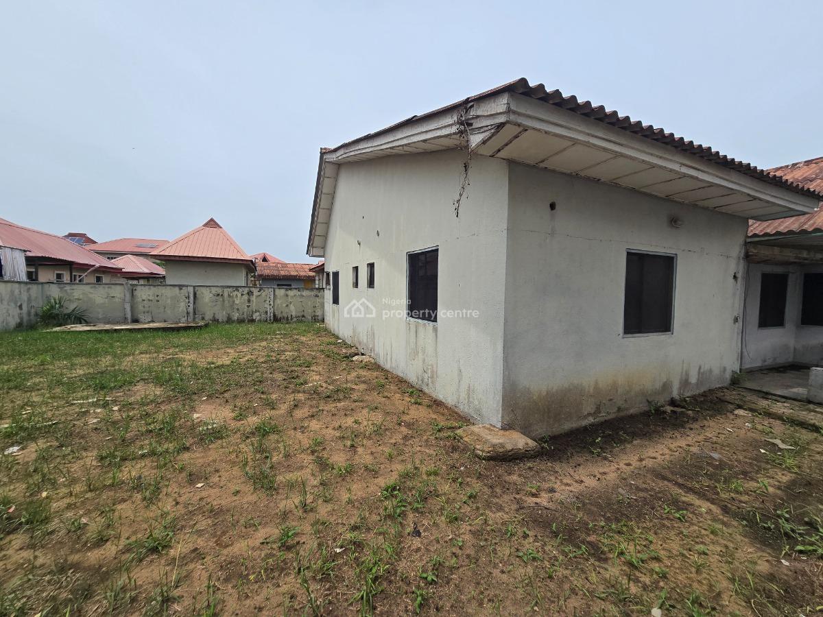 Developable Structure Sitting on a Plot Measuring Approximately600sqms, Crown Estate, Sangotedo, Ajah, Lagos, Detached Bungalow for Sale