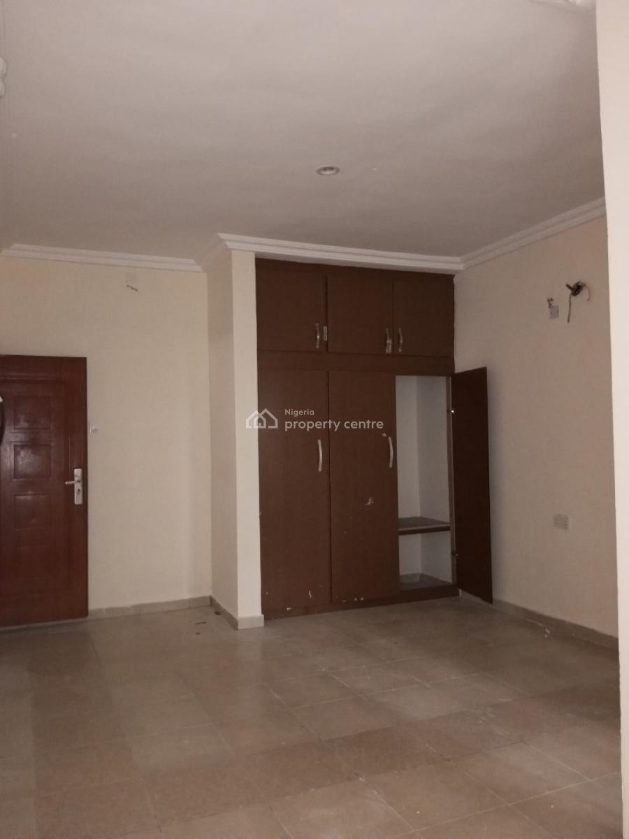 3 Bedroom Bungalow Self Compound Commercial/ Residential, Ikate, Lekki, Lagos, Office Space for Rent