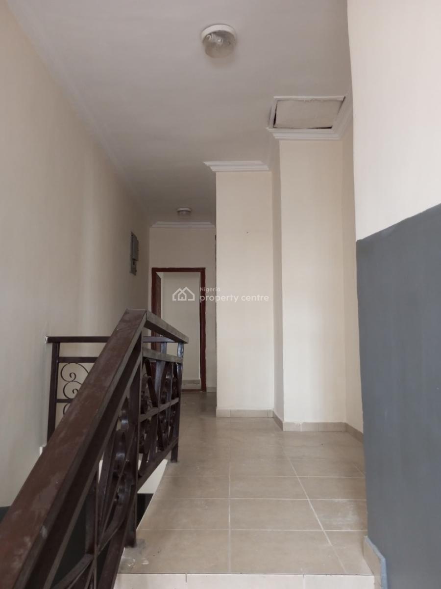 3 Bedroom Bungalow Self Compound Commercial/ Residential, Ikate, Lekki, Lagos, Office Space for Rent