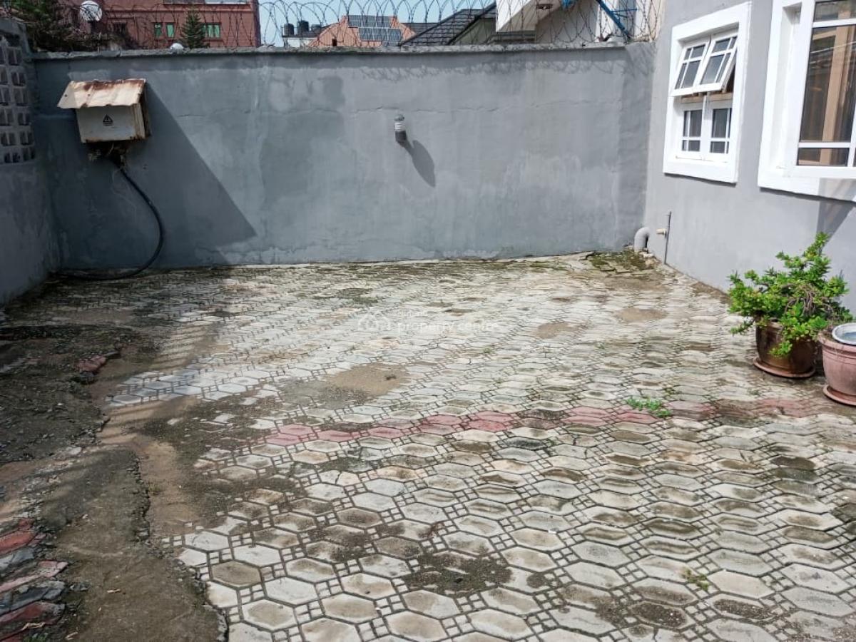 3 Bedroom Bungalow Self Compound Commercial/ Residential, Ikate, Lekki, Lagos, Office Space for Rent