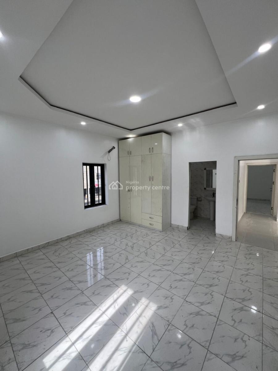 Spacious 2bedroom Flat with Double Balcony, Salem Ikate, Lekki, Lagos, Flat / Apartment for Rent