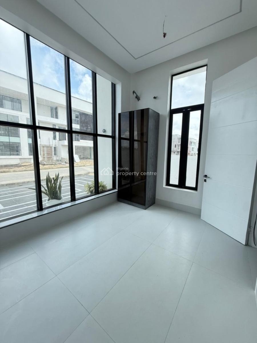 Luxury 5 Bedroom Semi-detached Duplex with Swimming Pool, Lekki Phase 1, Lagos, Lekki, Lagos, Detached Duplex for Sale