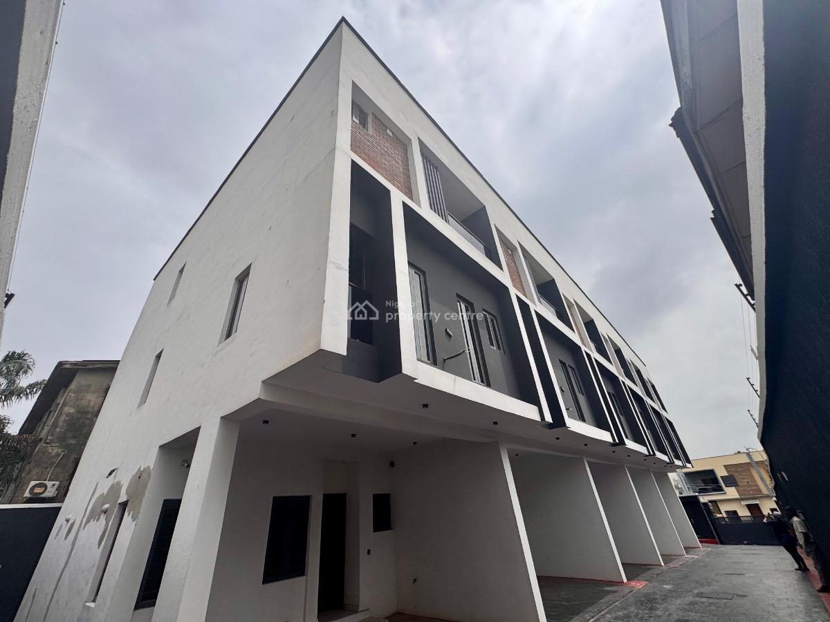 Modern 4-bedroom Duplex with Bq in a Flood Free and Secure Estate, Maryland, Lagos, Terraced Duplex for Sale