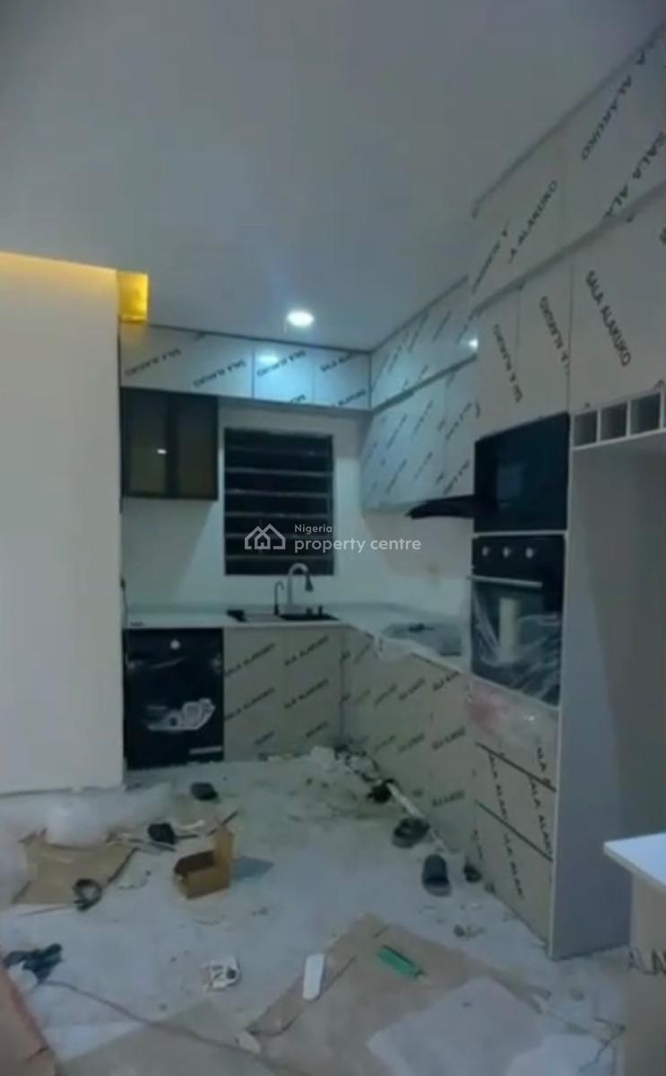 Luxury 2 Bedroom Apartment, Fola Agoro, Yaba, Lagos, Flat / Apartment for Sale