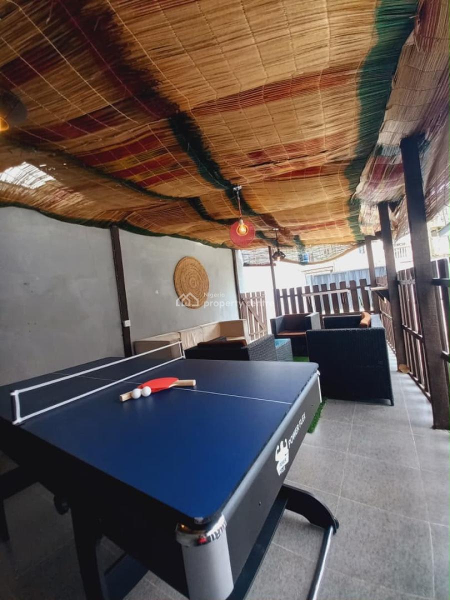 Cozy 3 Bedroom with Snooker Board, Gbagada, Lagos, Flat / Apartment Short Let