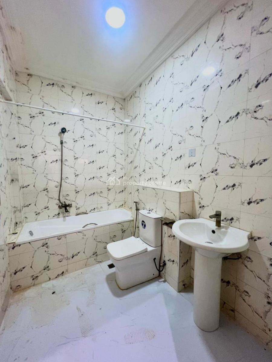 Spacious 3-bedroom Waterfront Flat with Bq, Pool & Sports Facilities, Banana Island, Ikoyi, Lagos, Flat / Apartment for Rent
