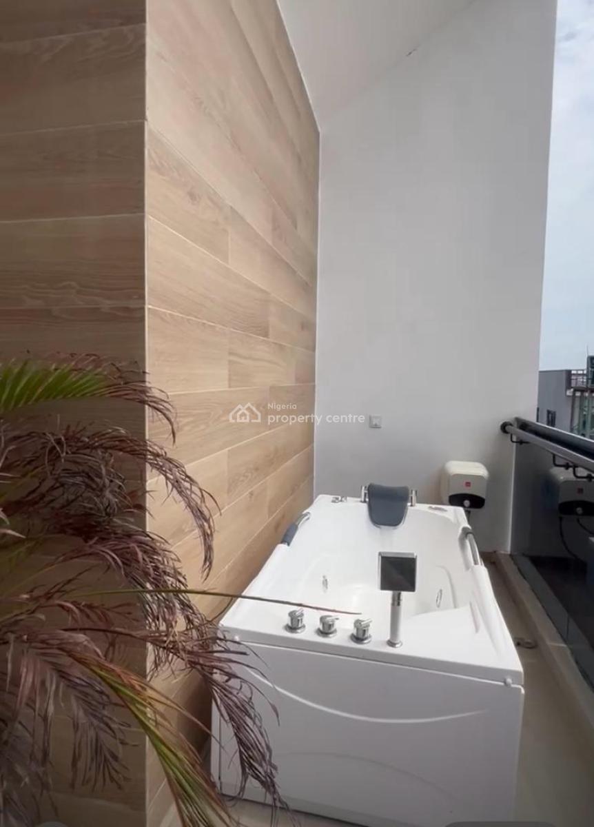 Fully Furnished and Serviced 3 Bedroom Penthouse with Private Elevator, Lekki Phase 1, Lekki, Lagos, Flat / Apartment for Sale