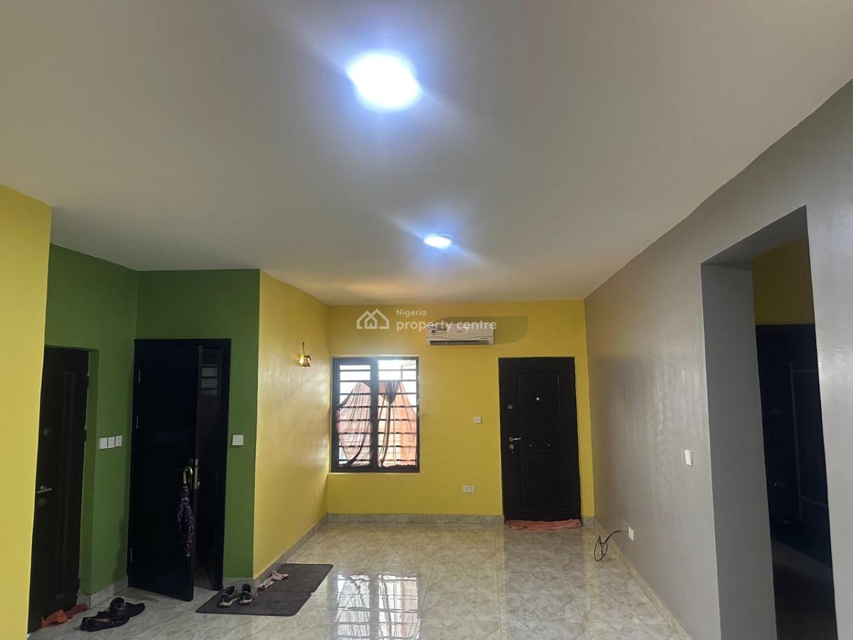 Exquisite 2 Bedroom Apartment, Lekki Scheme 1 Ajah, Lekki, Lagos, Flat / Apartment for Rent