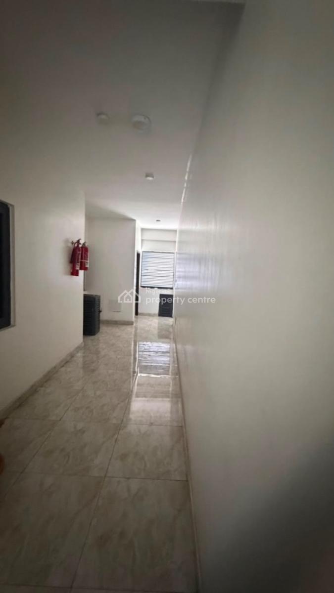 Exquisite 2 Bedroom Apartment, Lekki Scheme 1 Ajah, Lekki, Lagos, Flat / Apartment for Rent