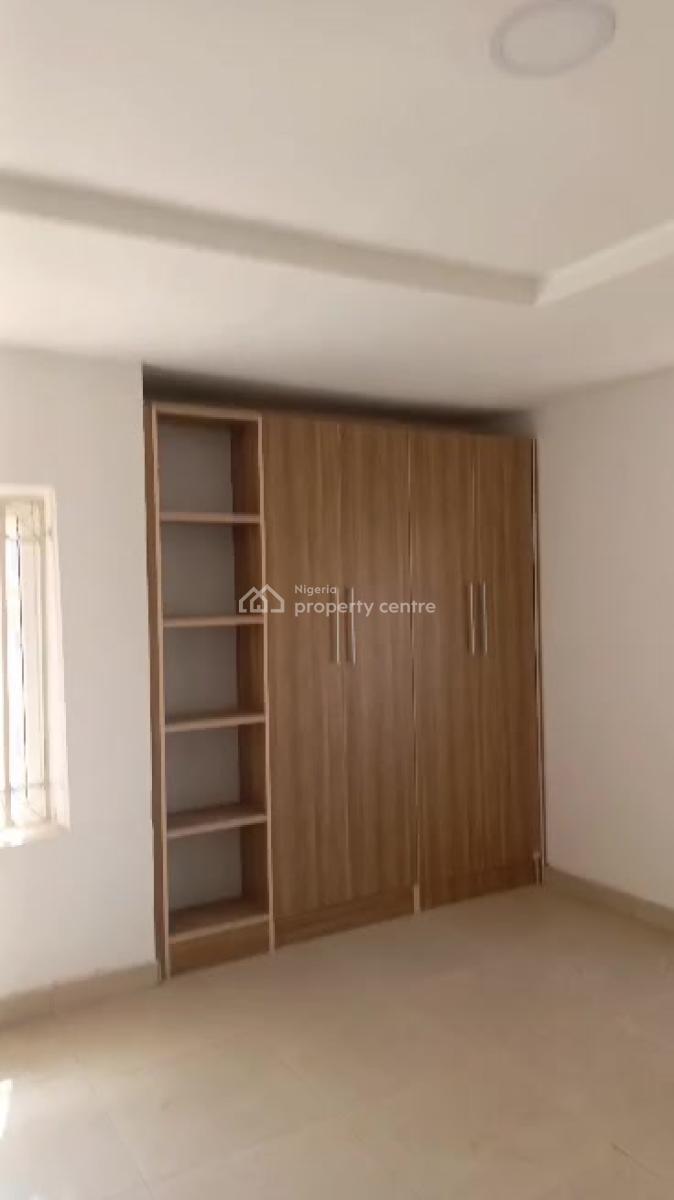 Luxury 3-bedroom Flat -- 3rd Floor, Enl Fha Estate, Guzape, Enl Estate, Guzape District, Abuja, Flat / Apartment for Rent