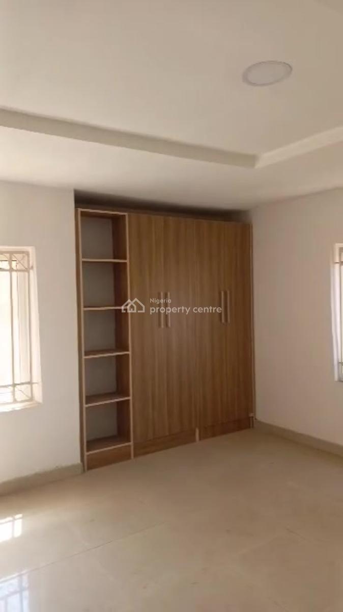 Luxury 3-bedroom Flat -- 3rd Floor, Enl Fha Estate, Guzape, Enl Estate, Guzape District, Abuja, Flat / Apartment for Rent