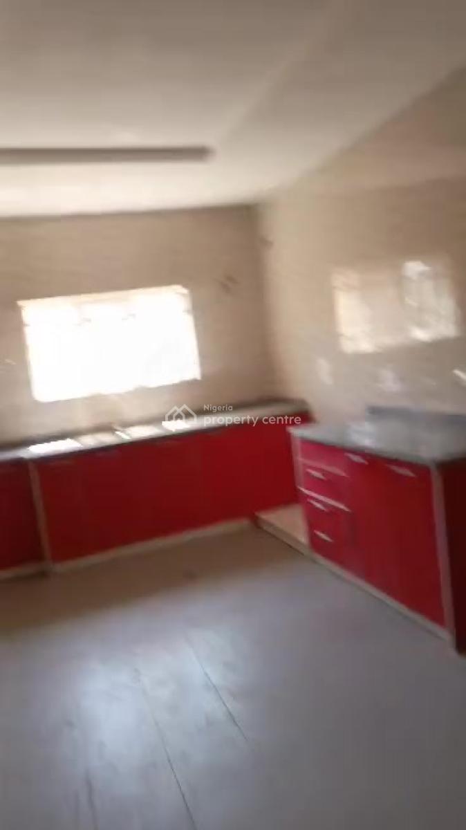 Luxury 3-bedroom Flat -- 3rd Floor, Enl Fha Estate, Guzape, Enl Estate, Guzape District, Abuja, Flat / Apartment for Rent