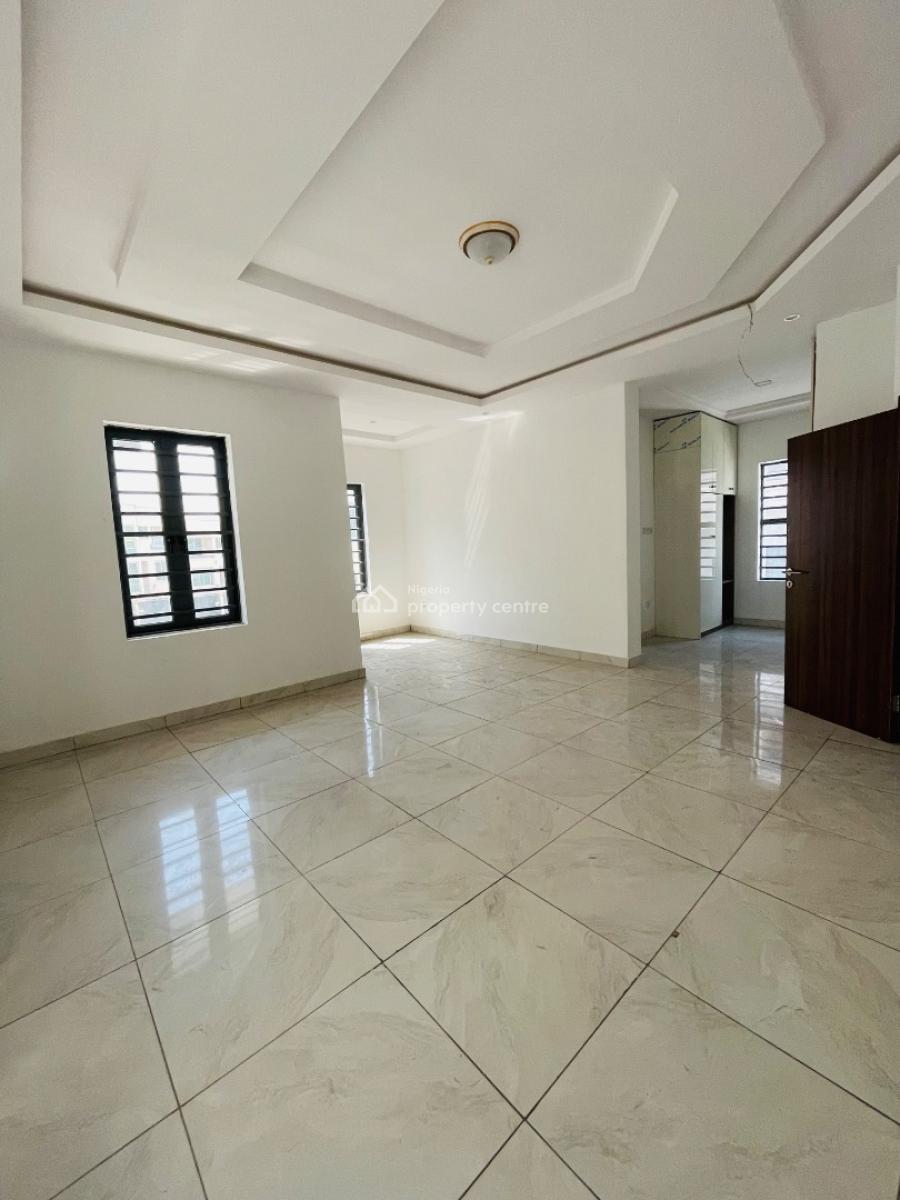 Eye Catchy 5 Bedroom Fully Detached Duplex Plus Bq, Beautifully Built Home with Bq in a Secured Neighborhood, Gra Phase 2, Magodo, Lagos, Detached Duplex for Sale