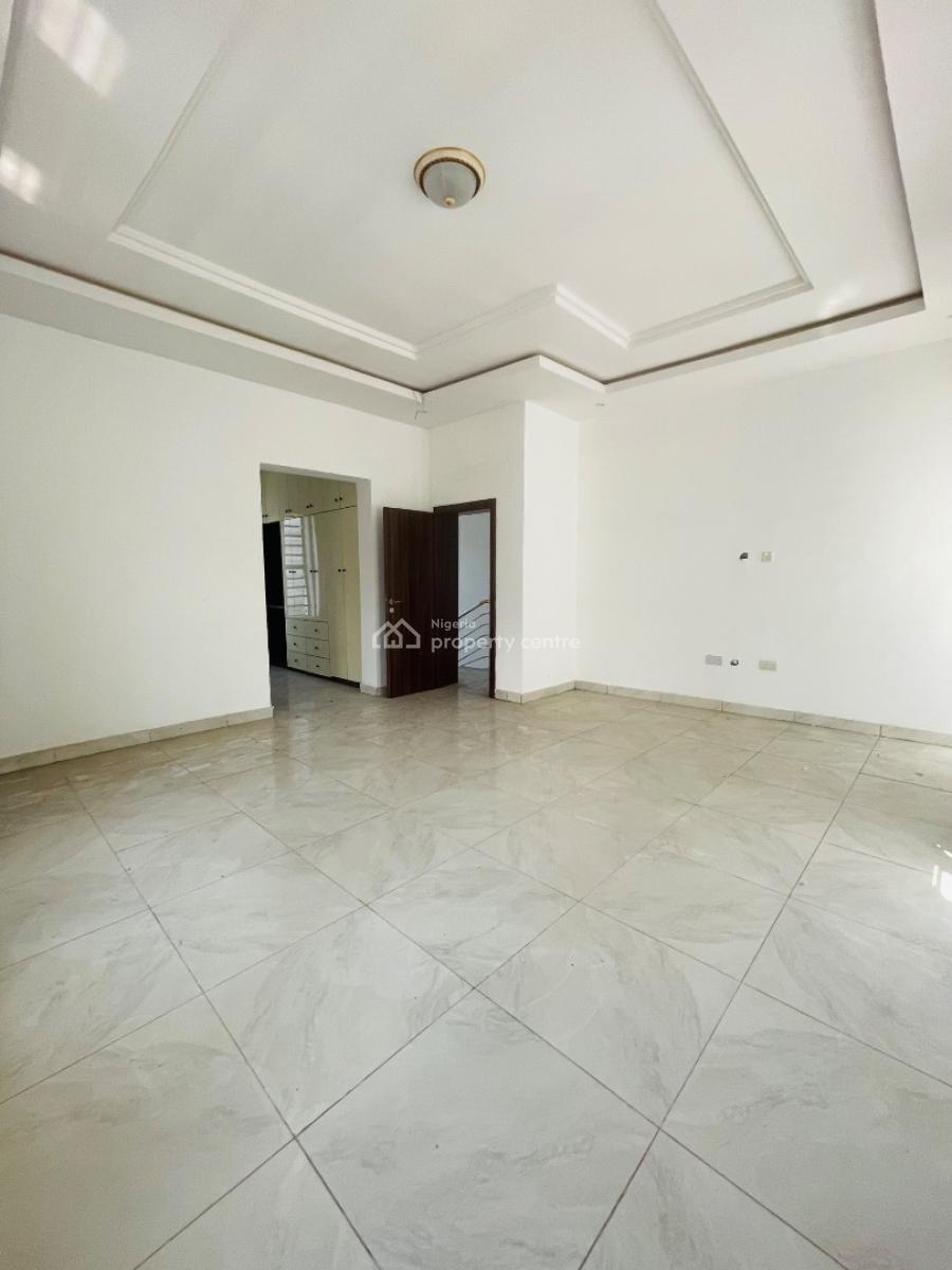 Eye Catchy 5 Bedroom Fully Detached Duplex Plus Bq, Beautifully Built Home with Bq in a Secured Neighborhood, Gra Phase 2, Magodo, Lagos, Detached Duplex for Sale