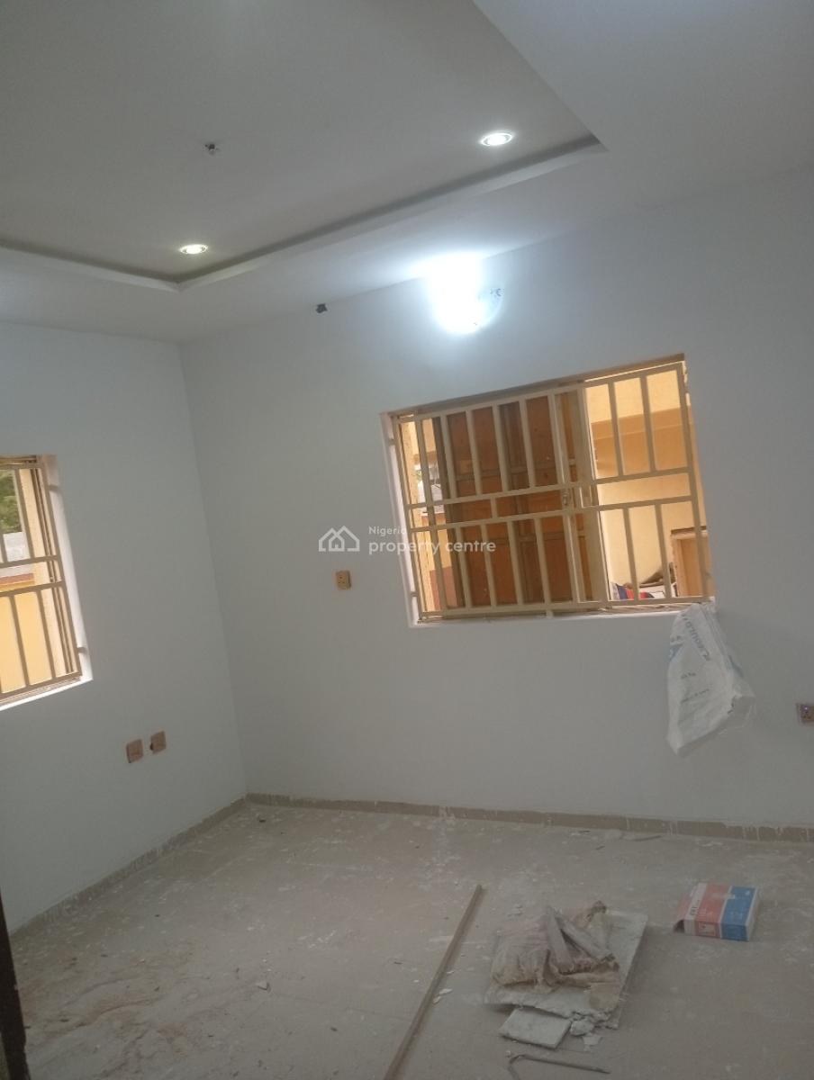 Clean Standard 3 Bedrooms Apartment, Main, Katampe, Abuja, Flat / Apartment for Rent